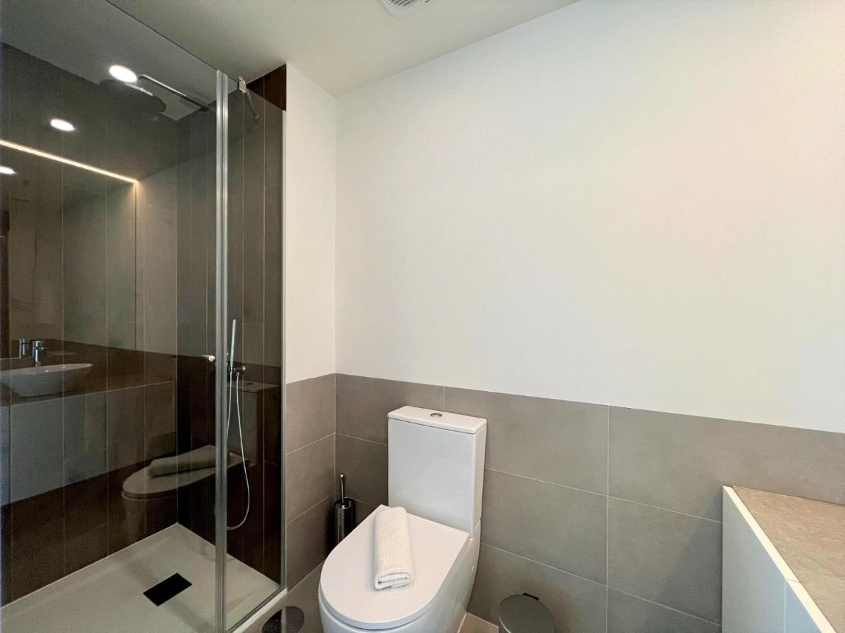 Design 1 By Homing * Faro